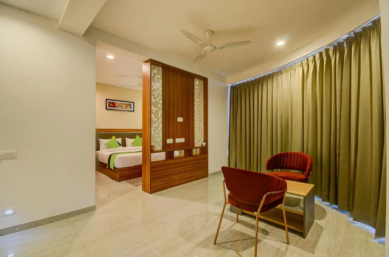 **  Hotel Park View Inn Udaipur India